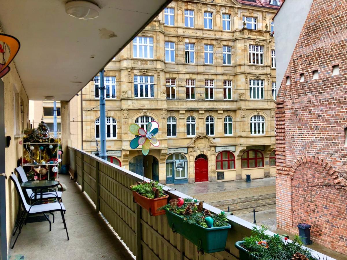 Old Town Romantic Apartment. Breslau-Wroclaw. — Zdjęcia 1